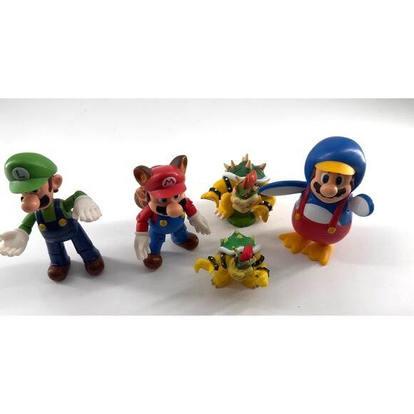 Super Mario Bros  5 Figure Set – Luigi, Mario,  2 Bowser & Penguin Mario - Picture 2 of 10